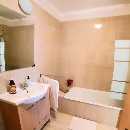 Bright And Calm With Pools, Golf Court 아파트 *