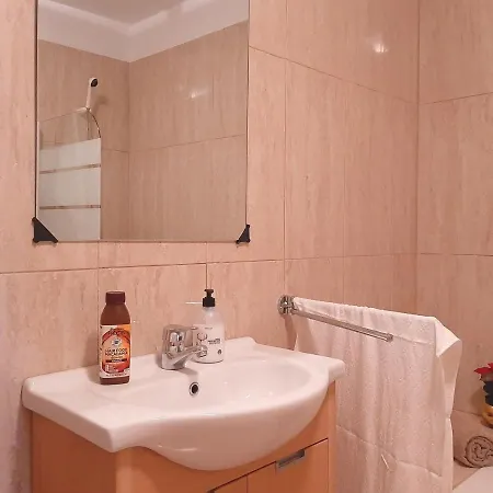 Bright And Calm With Pools, Golf Court Apartmán *