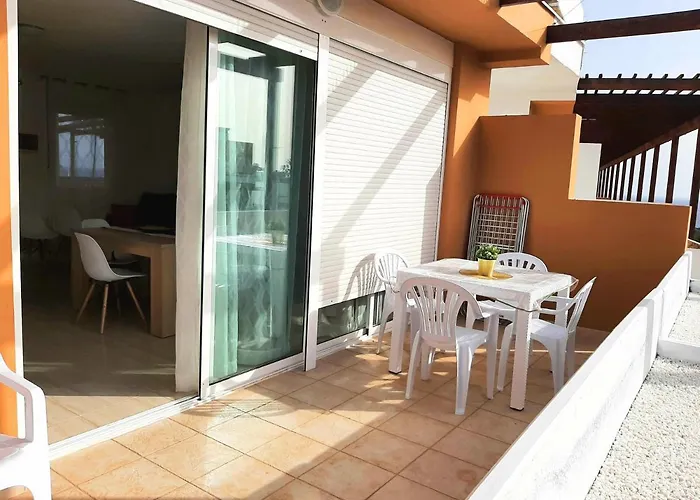 Bright And Calm With Pools, Golf Court * San Miguel de Abona