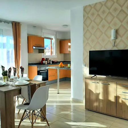 Apartment Bright And Calm With Pools, Golf Court
