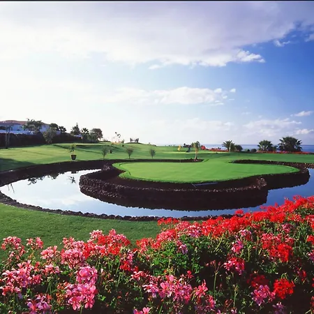 Bright And Calm With Pools, Golf Court * San Miguel de Abona