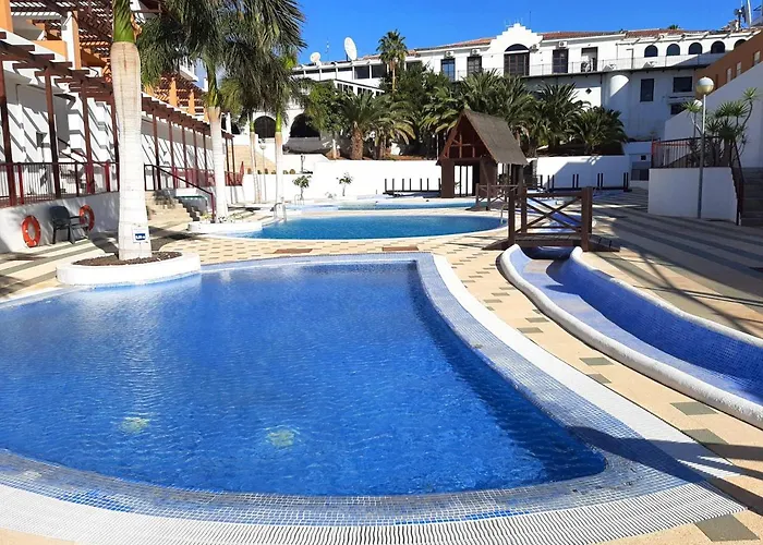 Apartment Bright And Calm With Pools, Golf Court *